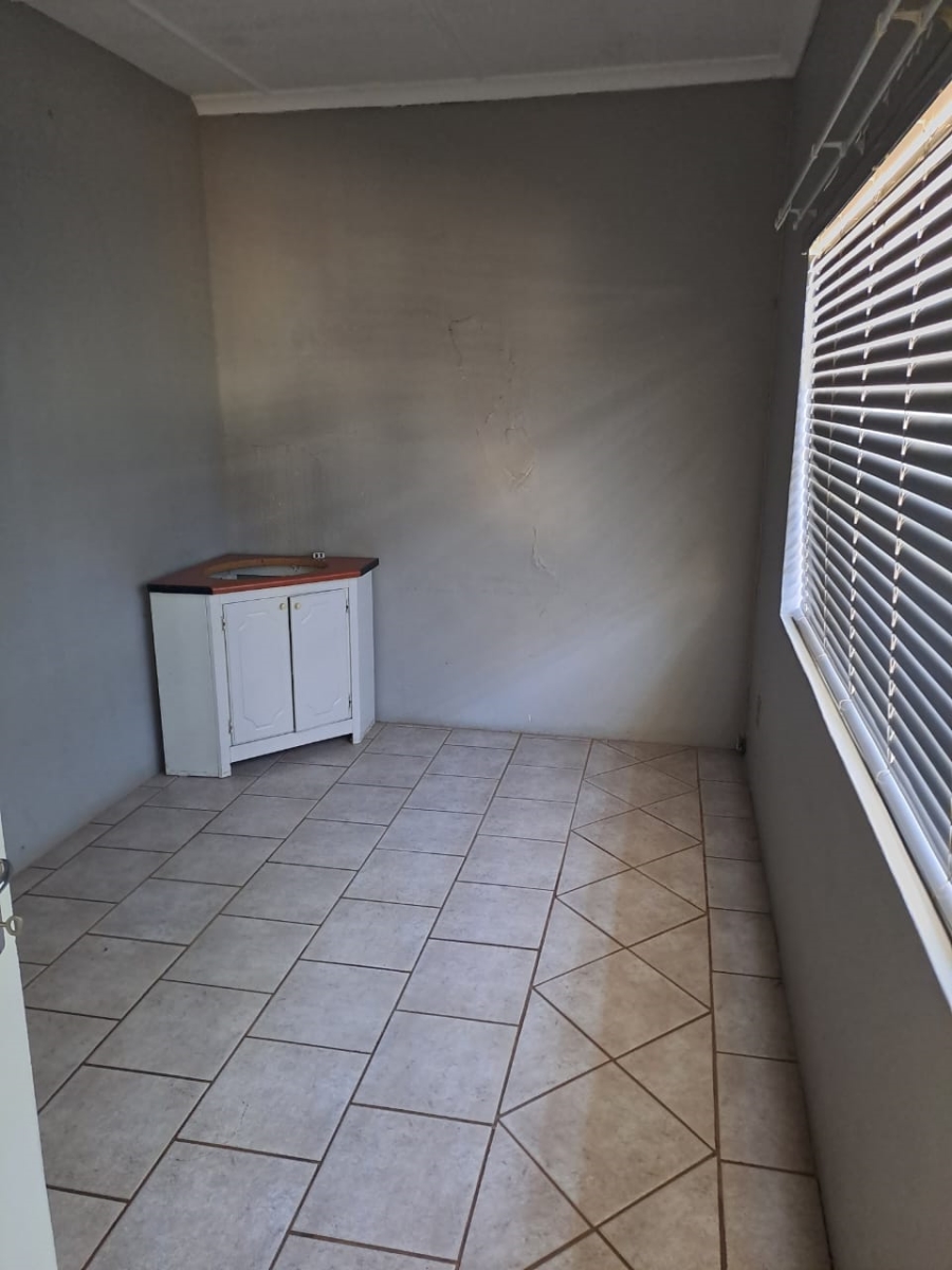 7 Bedroom Property for Sale in Kuruman Northern Cape